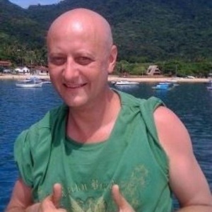 Executivo brasileiro Gilbert Janeri, 43, que foi encontrado morto na manhã de sábado (23) pela polícia florestal de Navarra, na Espanha, perto de uma das trilhas do Caminho de Santiago